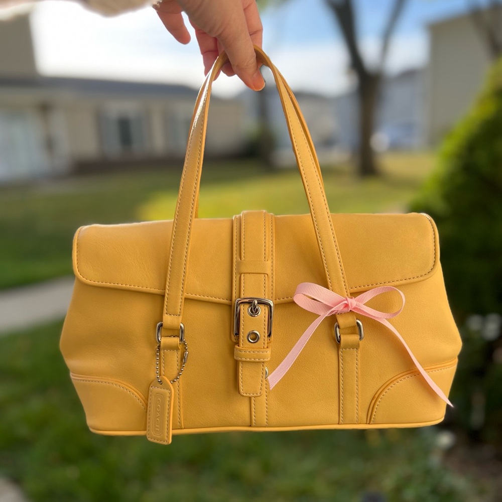 Vintage Coach Yellow Hamptons Bag 💛🧈